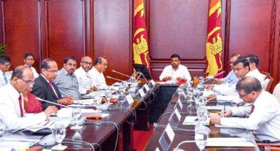 නතර කළ සියලු මාර්ග ඉදිකිරීම් යළි අරඹන්න - ජනපති